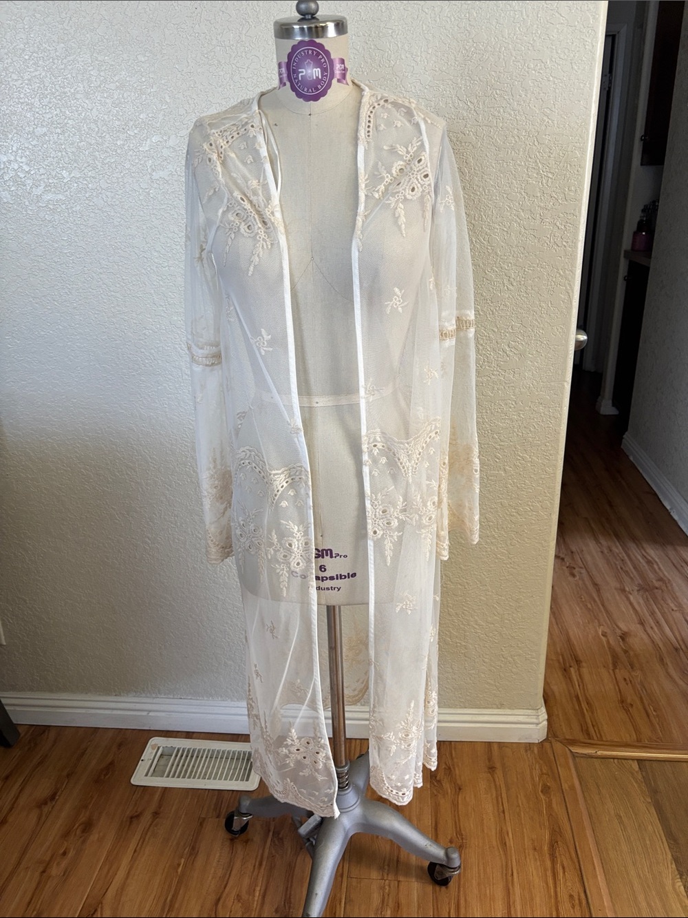 Haute Monde Sheer Embroidered Long Kimono Robe - Cream